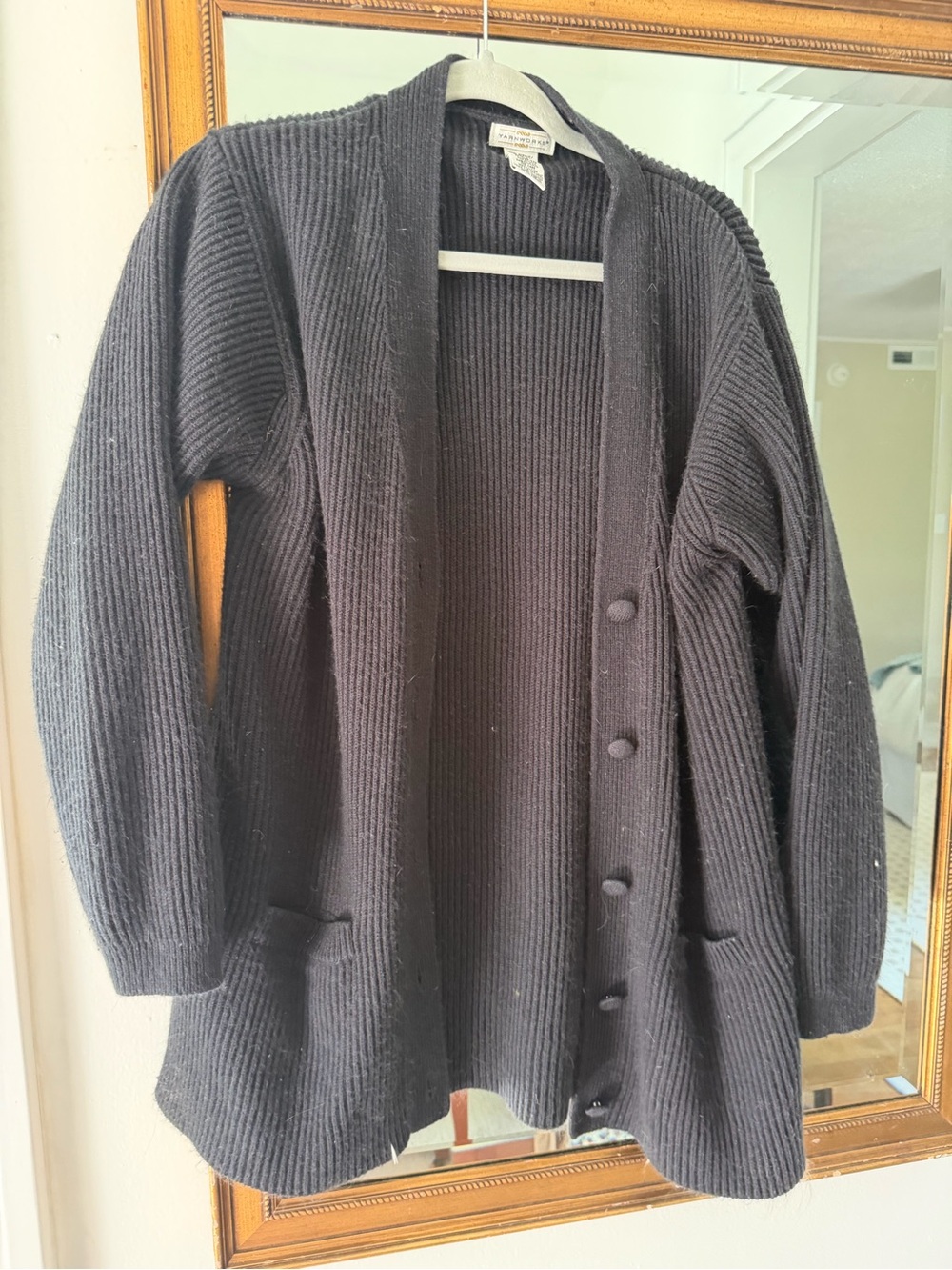 Vintage Yarnworks Women's Black Ribbed Button-Front Cardigan Sweater